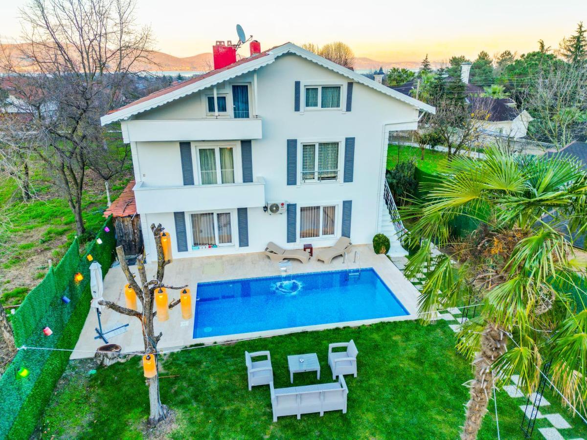 Villa Atlas Muhafazakar Havuzlu, Mustakil Genis Bahceli Sapanca Exterior foto