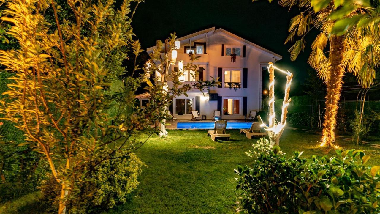 Villa Atlas Muhafazakar Havuzlu, Mustakil Genis Bahceli Sapanca Exterior foto