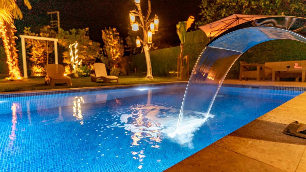 Villa Atlas Muhafazakar Havuzlu, Mustakil Genis Bahceli Sapanca Exterior foto